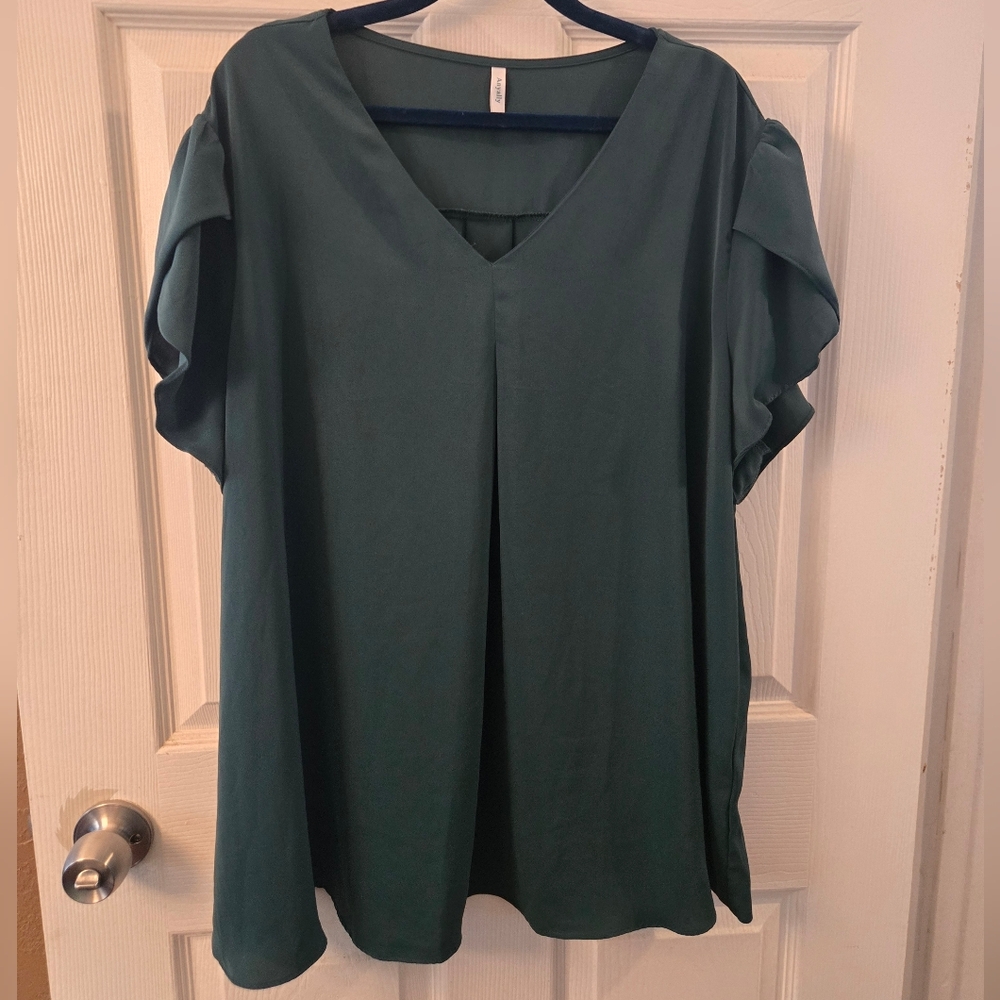 SALE!!  Women's Top